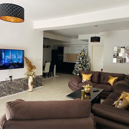 Gold Luxury Apartment 库马诺沃 外观 照片