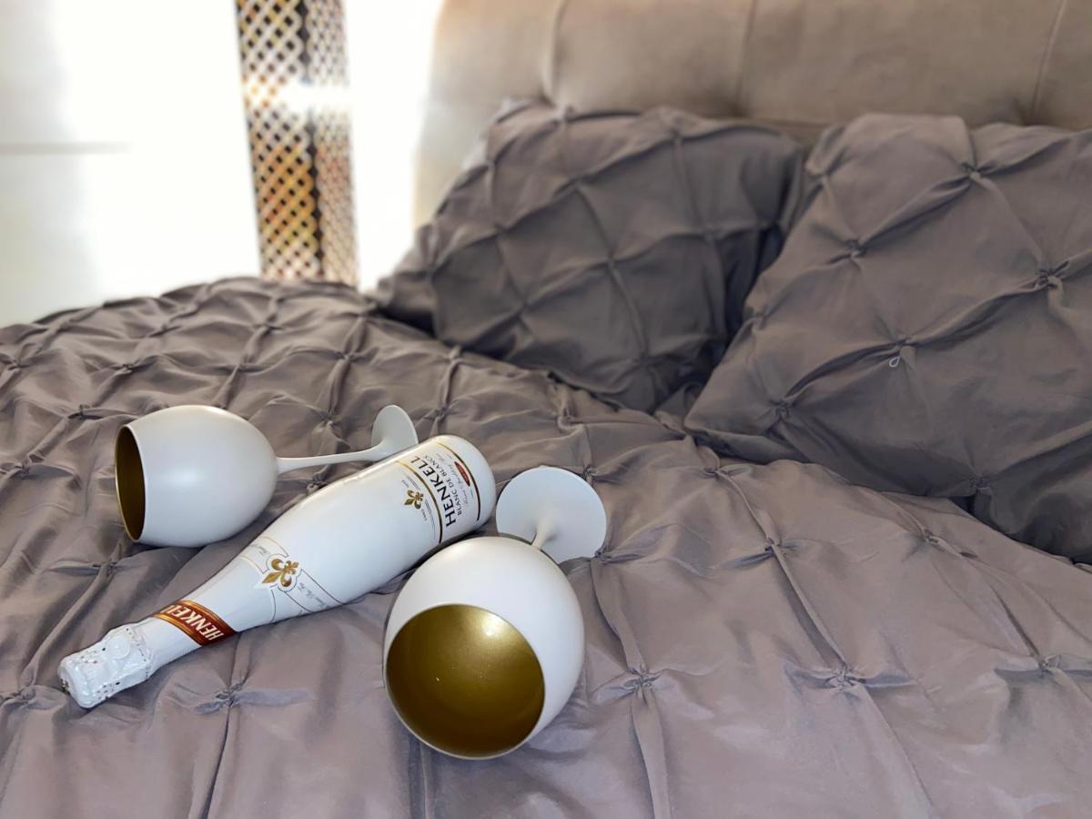 Gold Luxury Apartment 库马诺沃 外观 照片