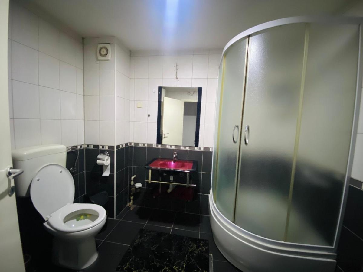 Gold Luxury Apartment 库马诺沃 外观 照片